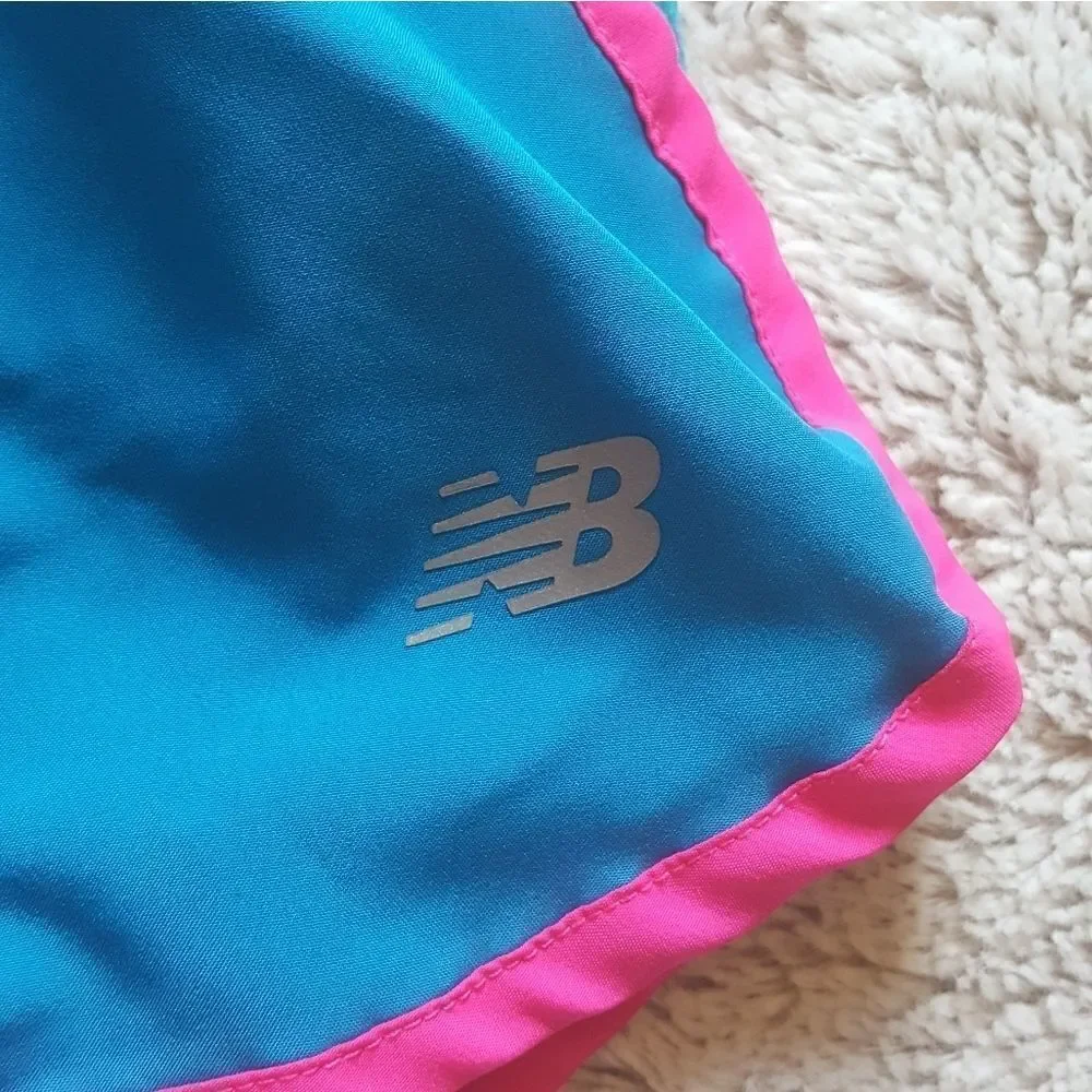 New Balance Running Shorts Womens Size Small Blue Pink‎